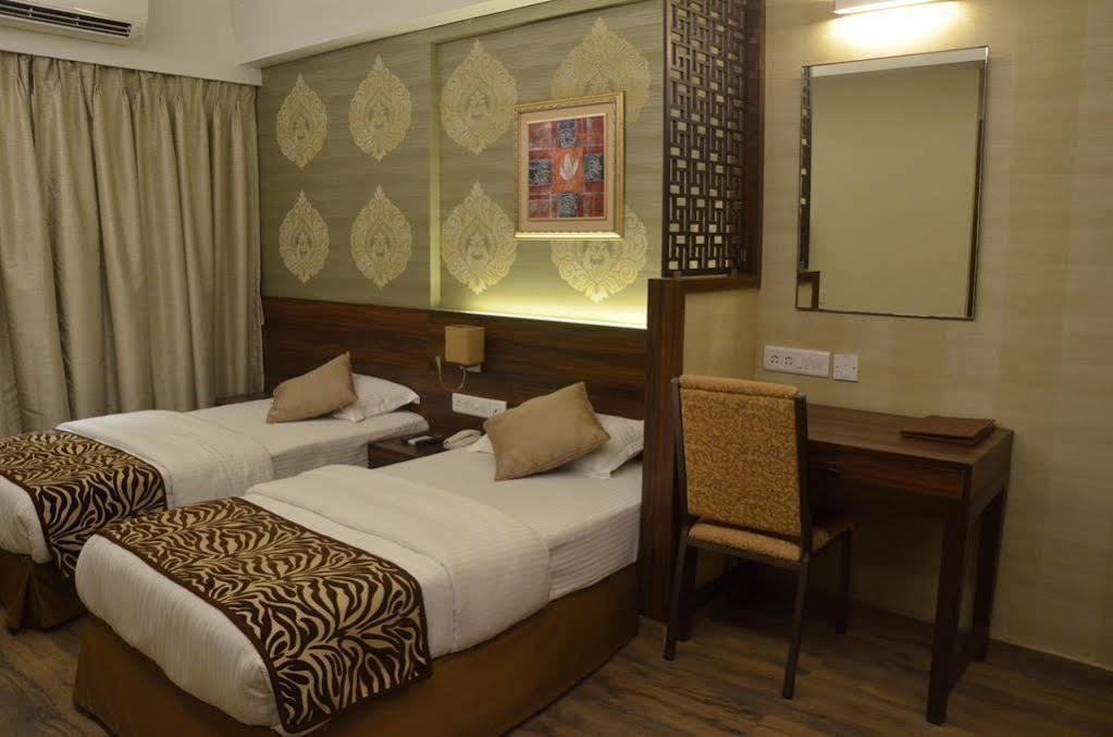 Hostel Mumbai By Maharana Inn Exterior foto