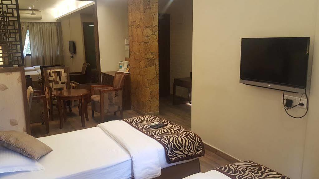 Hostel Mumbai By Maharana Inn Exterior foto